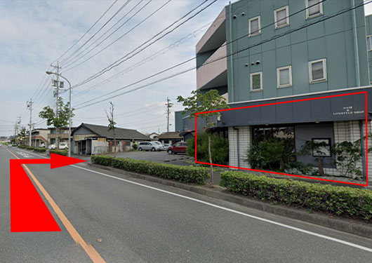 西口より道案内