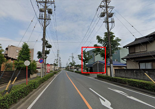 西口より道案内